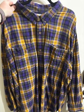 Duluth Trading Co Free Swingin' Flannel Purple and Yellow Plaid Button-Down